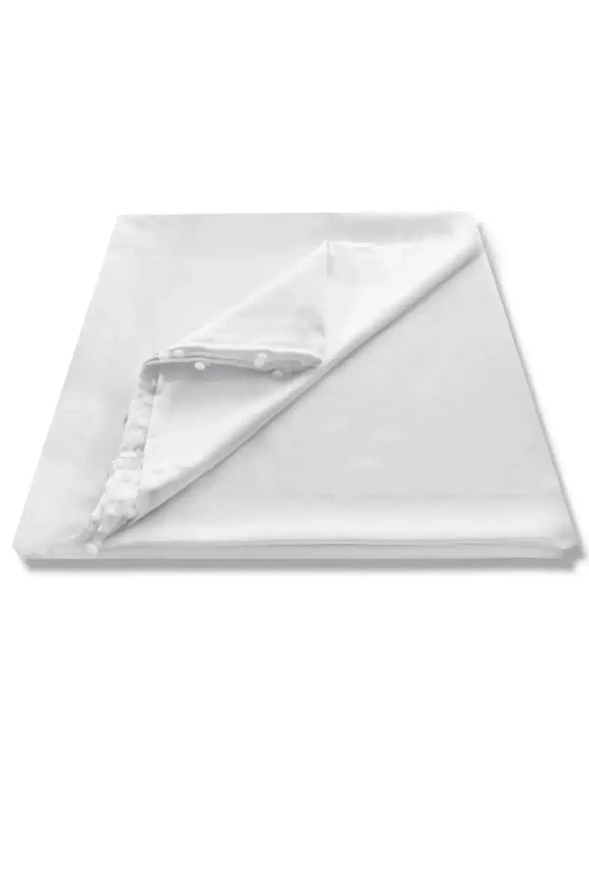 Karesi ve Perdexpress Beyaz Saten Güneşlik Perdeleri Karşılaştırması 2