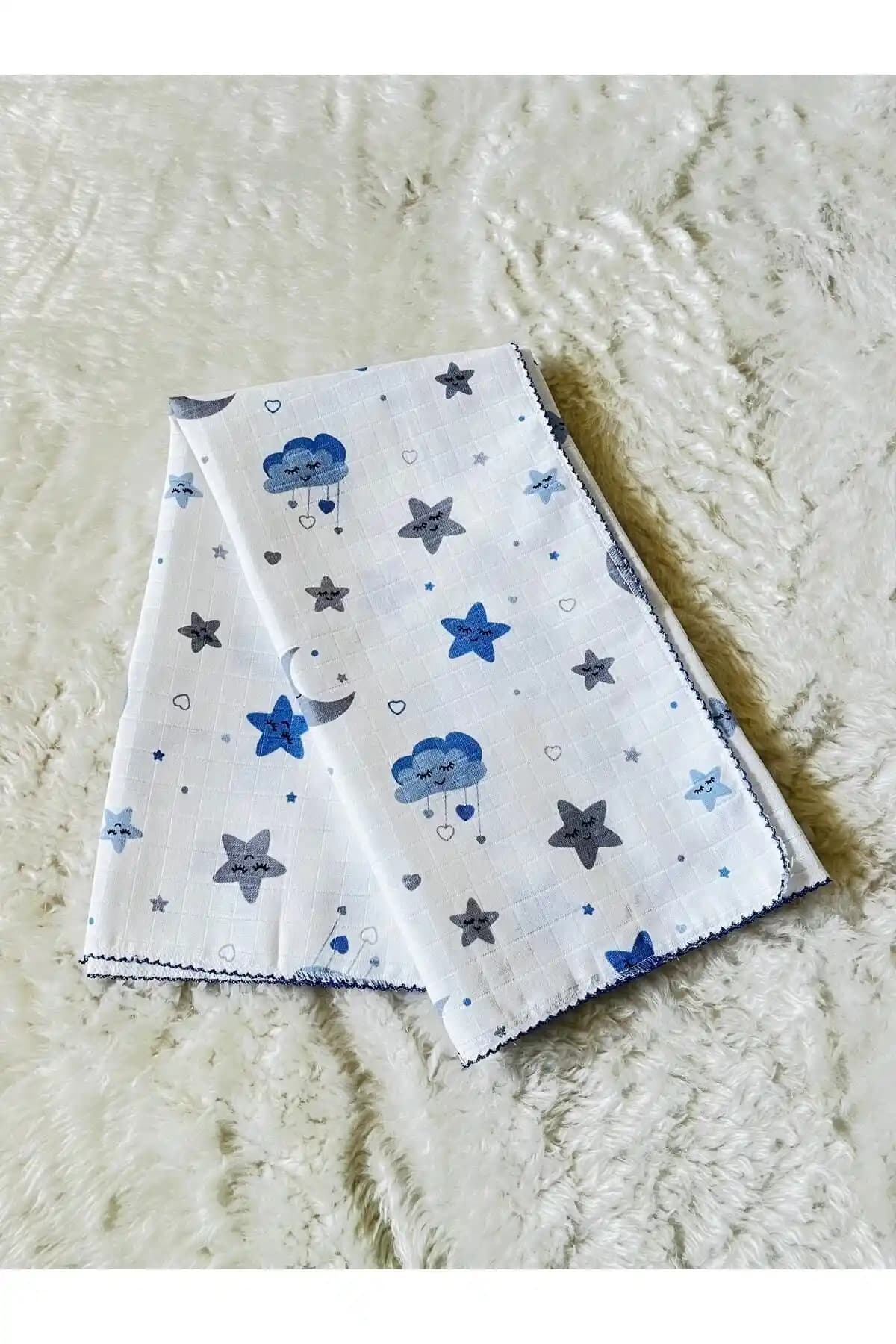Kuzum Bebe Mavi Ay Yıldız Bulut Desenli Pazen Erkek Bebek Kundak Battaniyesi