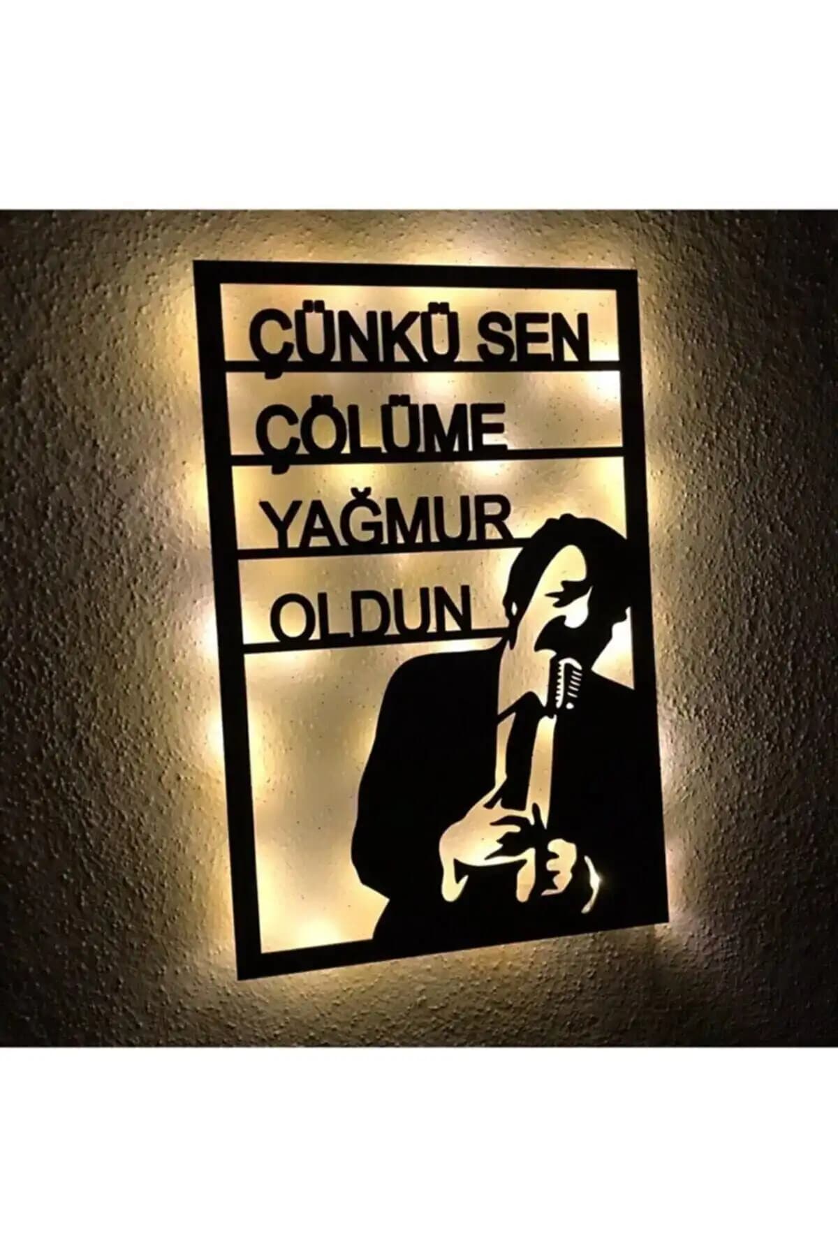 Modern Dekorasyonda Fark Yaratan Müslüm Gürses Silüeti Ledli Işıklı Tablo Özellikleri ve Kullanım İpuçları