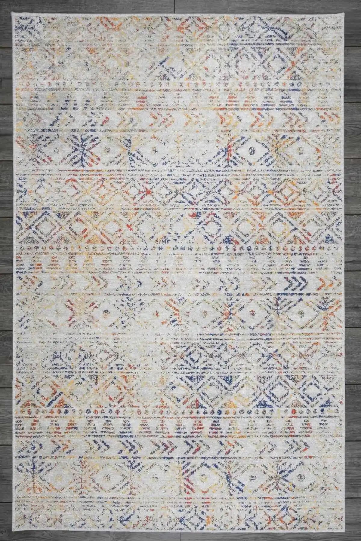Oriente Home Halı Karşılaştırması: İskandinav Desenli ve Modern Multirenk Yolluklar
