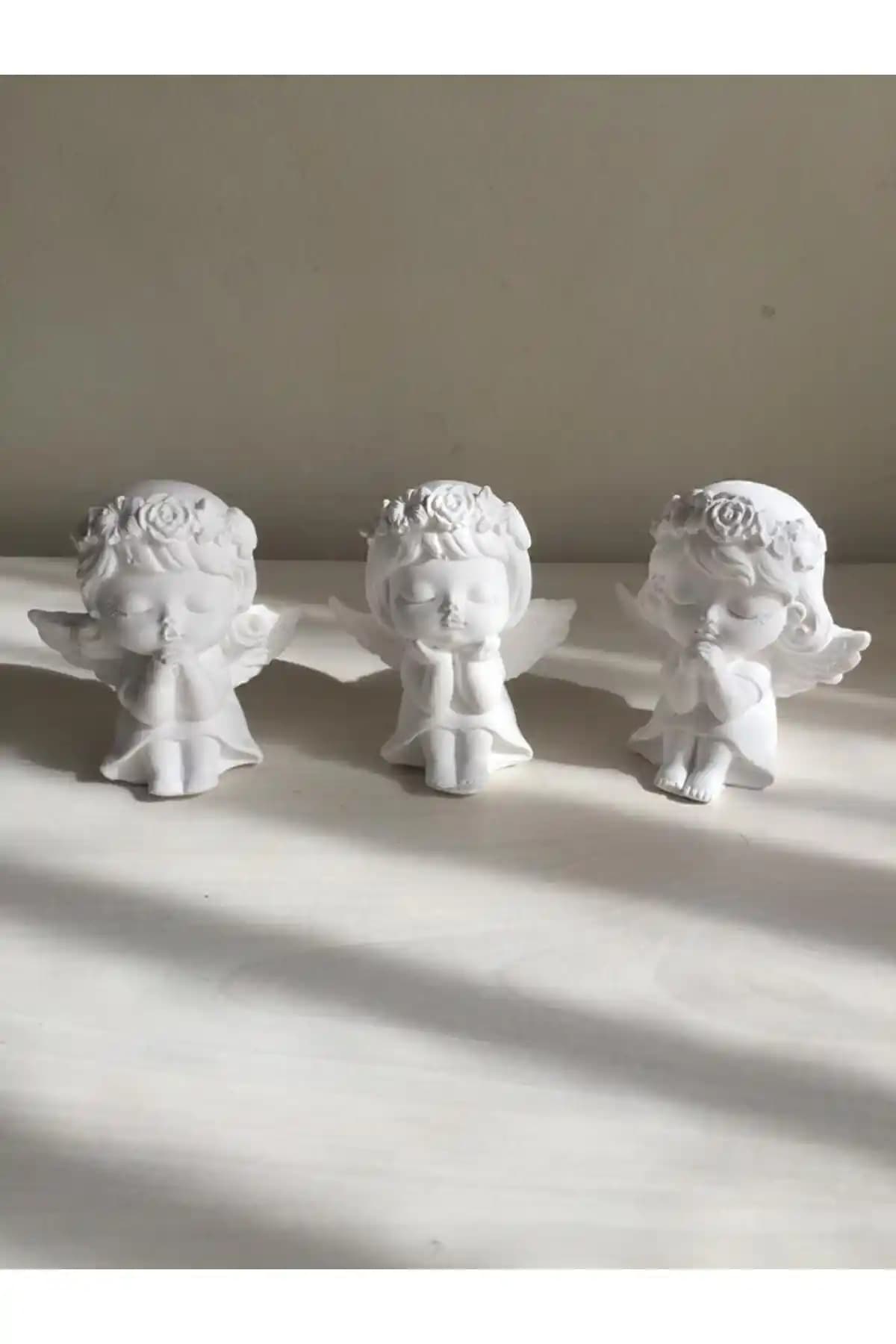 Eliş ÇiçekŞirin Üçlü Kanatlı Melekler: Modern ve Şık Ev Dekorasyon Seti