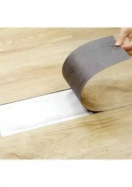 Renkli Duvarlar NWYP03 Naturel Bej Kendinden Yapışkanlı Ahşap Görünümlü PVC Yer Döşemesi