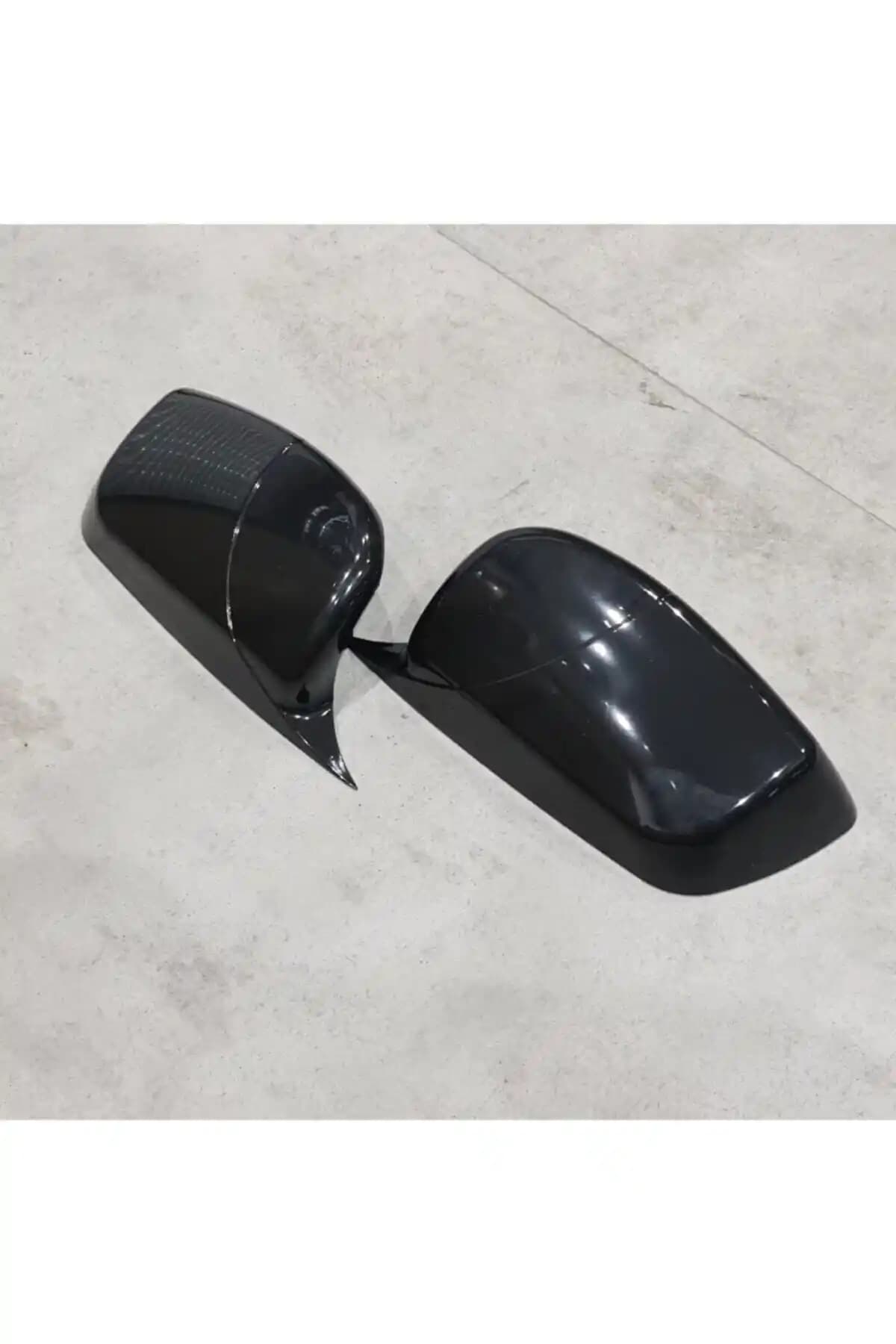 BMW 5 Serisi E60 Uyumlu Yarasa Ayna Kapak Parlak Siyah ABS Plastik Tasarım