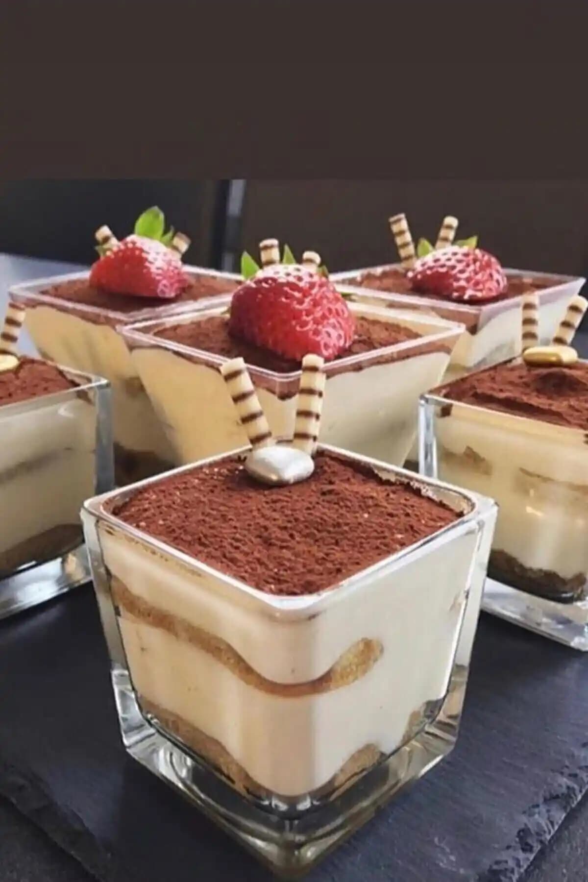 Çavdar Group 6'lı Magnolia 9x9 Cam Kase Seti: Zarif ve Çok Yönlü Tasarım