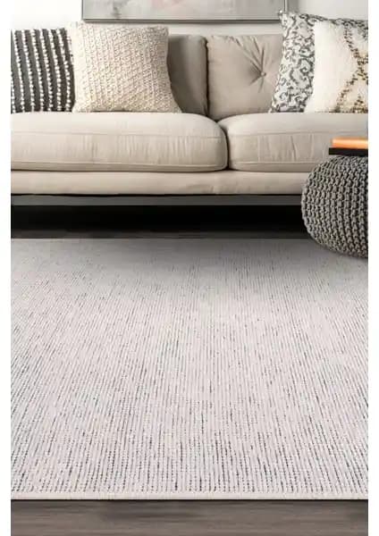 Dekozer Azra Kaymaz Taban Beyaz Halı ve Trivago Yumuşak Peluş Shaggy Halı Karşılaştırması