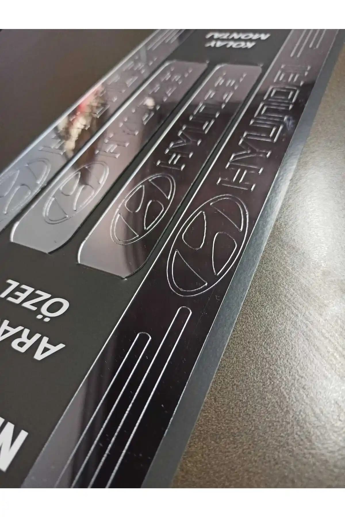 Hyundai Accent Era Uyumlu Kapı Eşiği Seti ile Araç Kapı Altı Koruması ve Estetik Çözüm