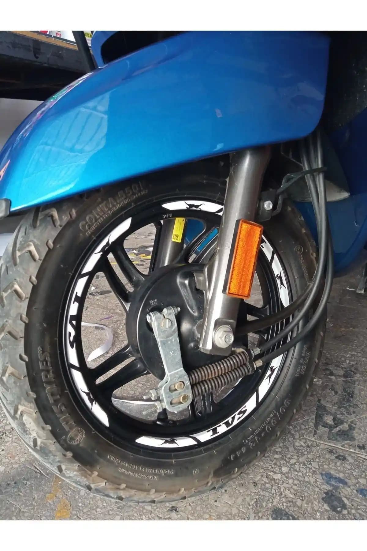 Oracal Tvs Jubiter Beyaz Jant Şerit Sticker: Kolay Montaj ve Dayanıklı Estetik Çözüm