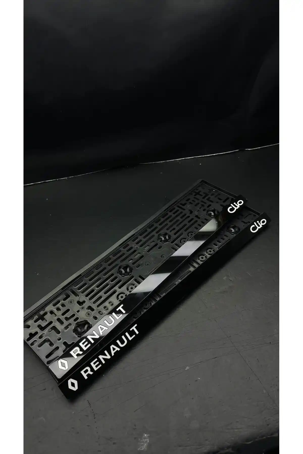 Renault Clio 3D LÜX Uyumlu Takmatik Pleksi Plakalık - Dayanıklı ve Estetik Çözüm