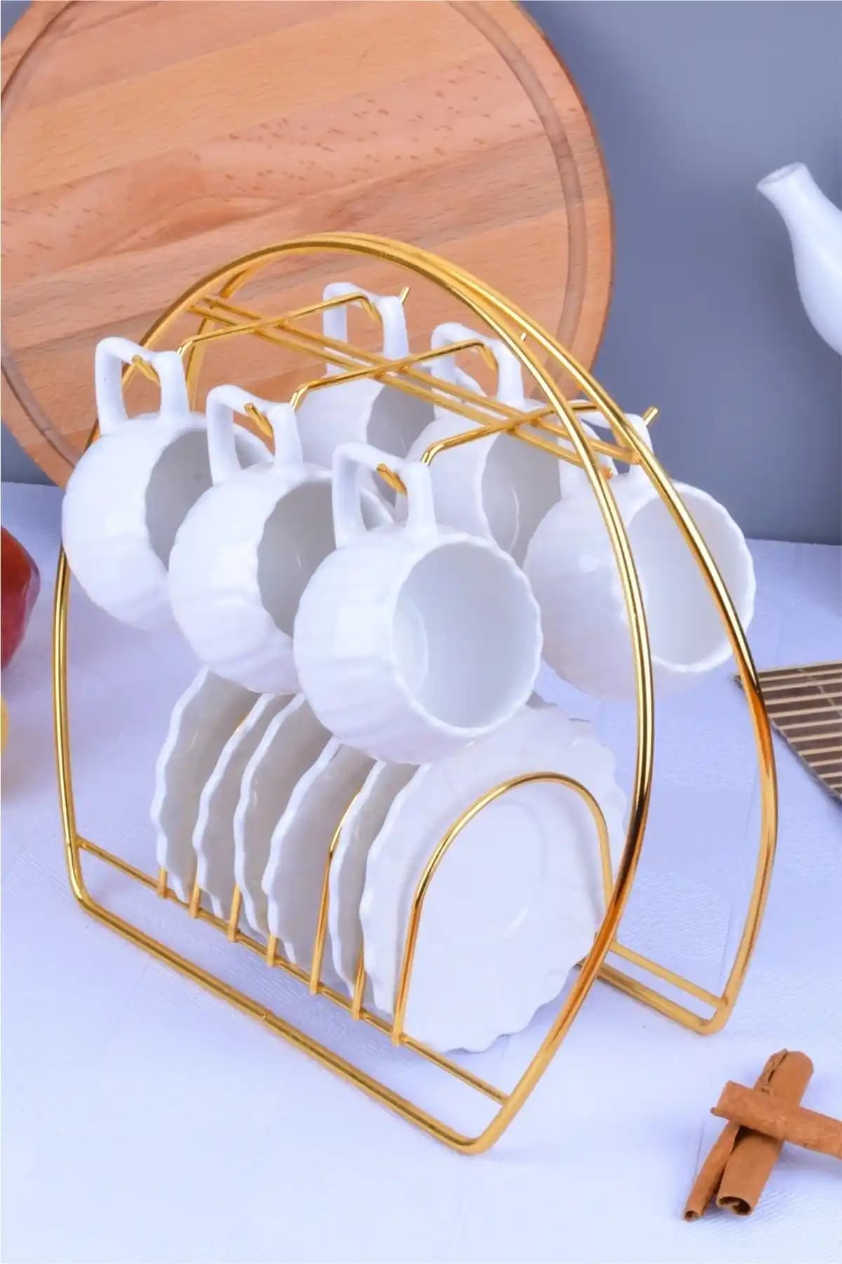 Sezka Life Lüx Gold Standlı 6'lı Papatya Kahve Fincan Seti 13 Parça Özellikleri