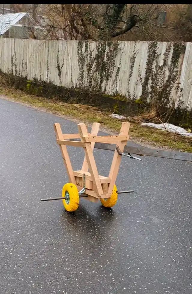 Ahşap Levhaların Taşınmasında Yaratıcı ve Pratik Çözümler Üzerine Bir Deneyim