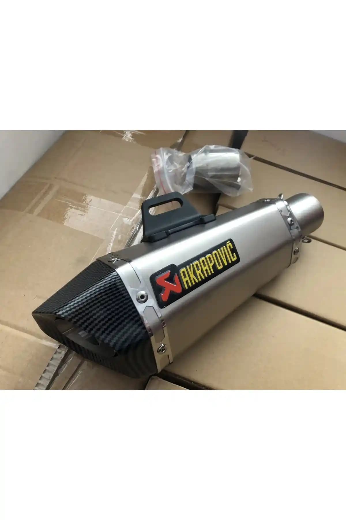 Akrapovic Susturuculu Performans Egzoz: Güç ve Konfor Sunan Motosiklet Parçası