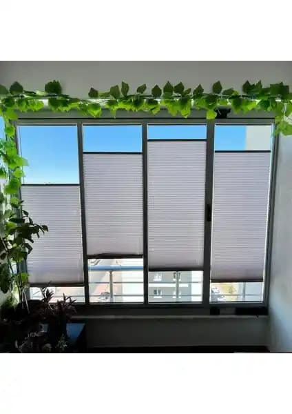 Cam Balkon ve Ofis Perdesi Plise Perde Karşılaştırması: Malzeme, Montaj ve Kullanıcı Yorumları