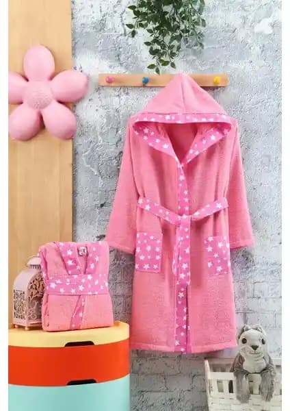 Çocuk Bornozları Karşılaştırması: Oyalı Textile ve Varol Bambu Modelleri Analizi
