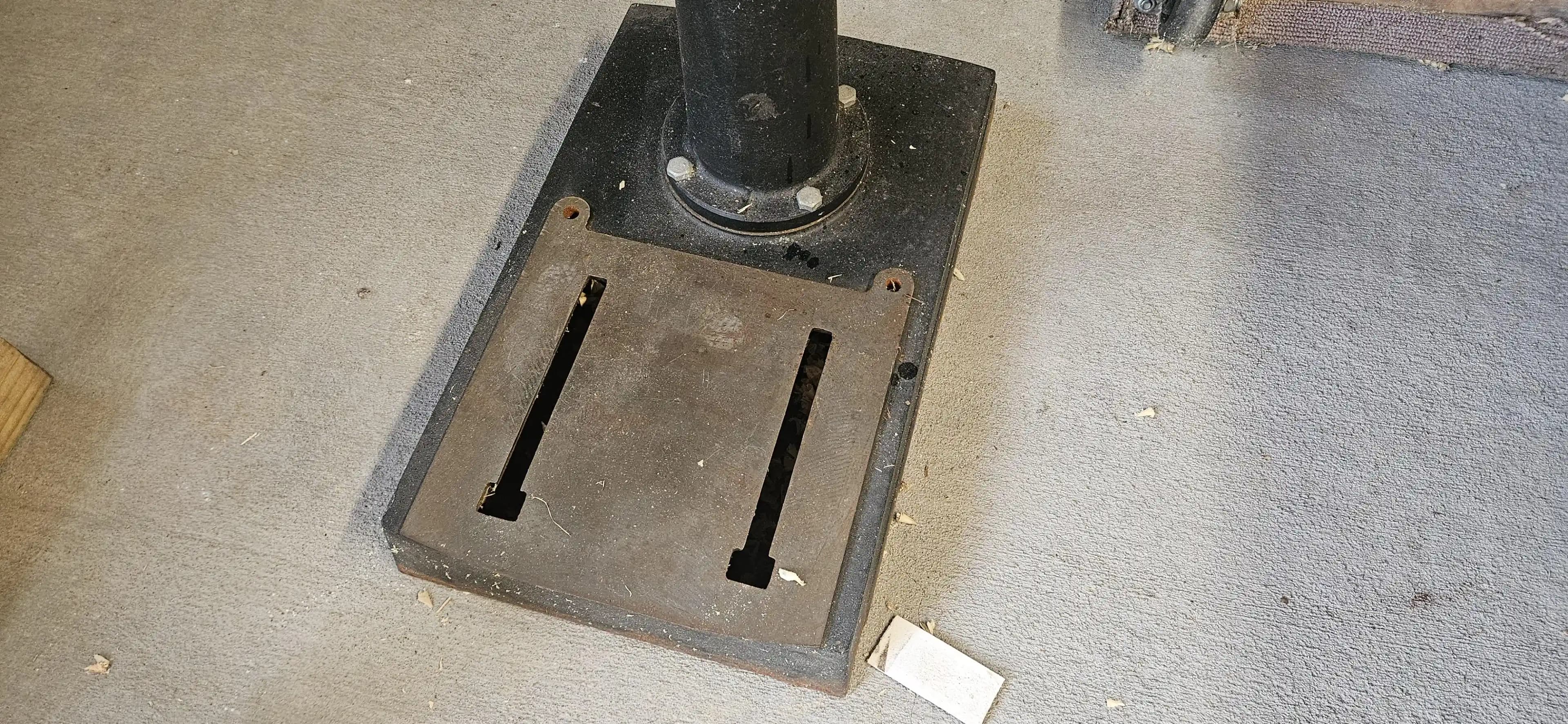 Delta 14-070 Matkap Tezgahı Tabanındaki T Yuvalarının İşlevleri ve Kullanım Alanları