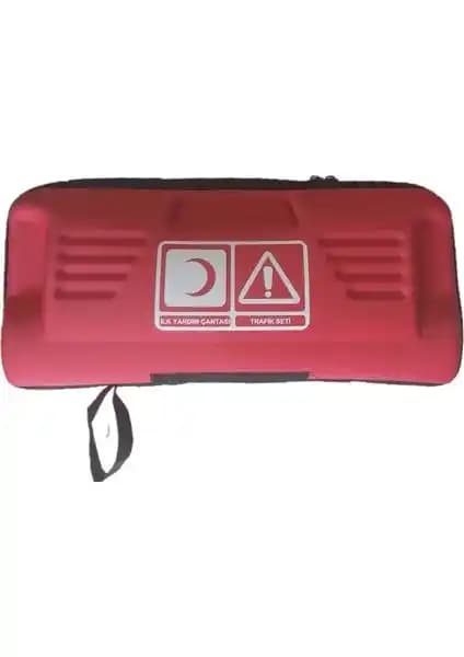 Demir Group Trafik Seti: Güvenlik ve Pratiklik Sunan Kapsamlı Araç Güvenlik Paketi