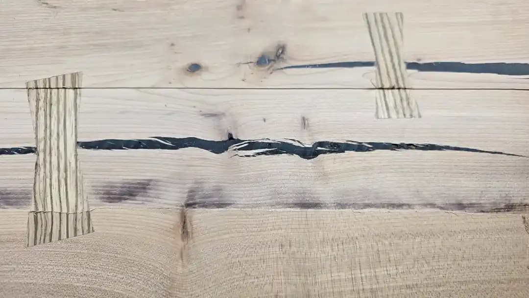 Epoksi Dolgu İşlerinde Hava Kabarcıkları ve Çözüm Yöntemleri: Ahşap İşçiliğinde Başarı