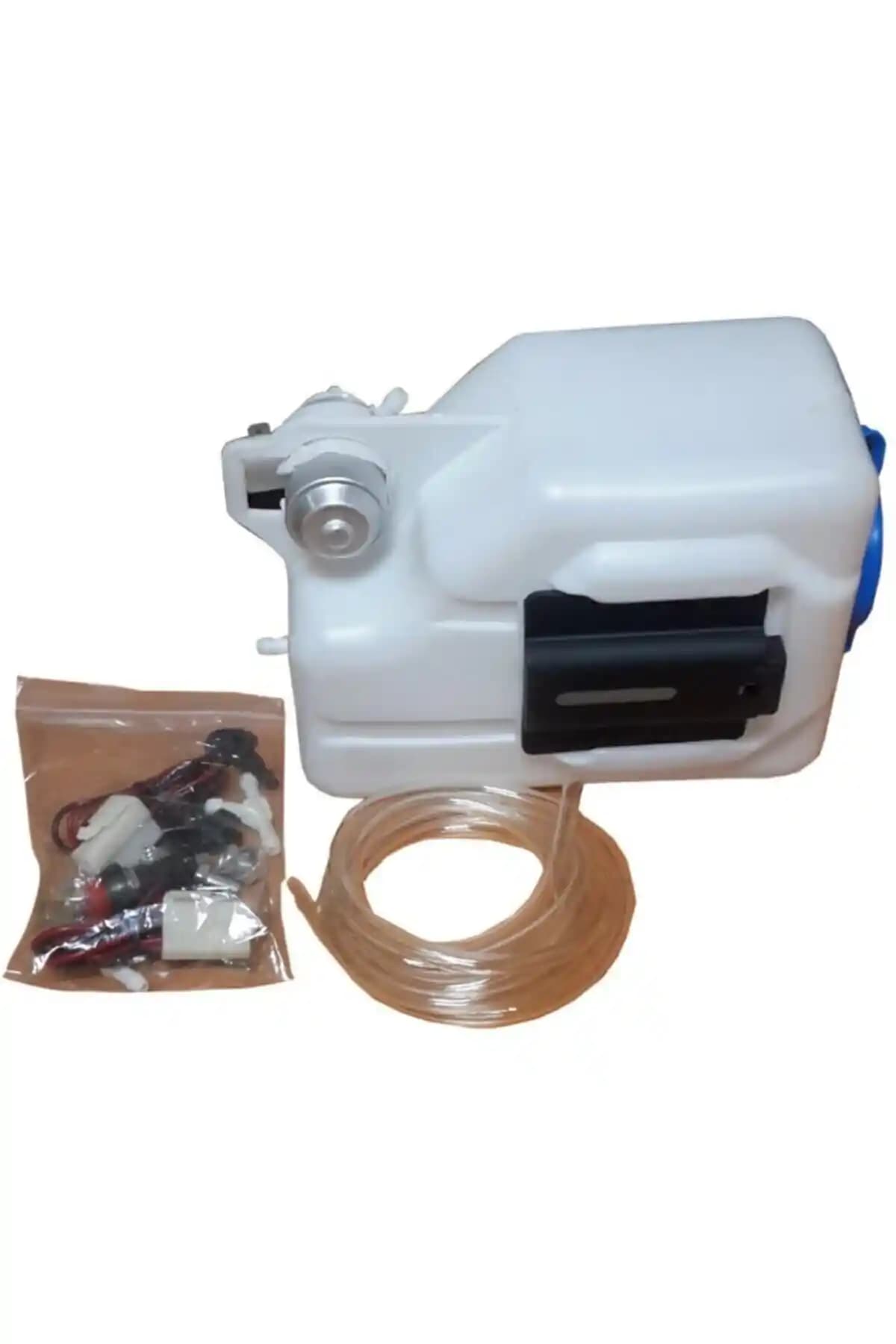 Genel Markalar Universal Su Bidonu: Araçlar İçin Motorlu ve Tesisatlı Çözüm