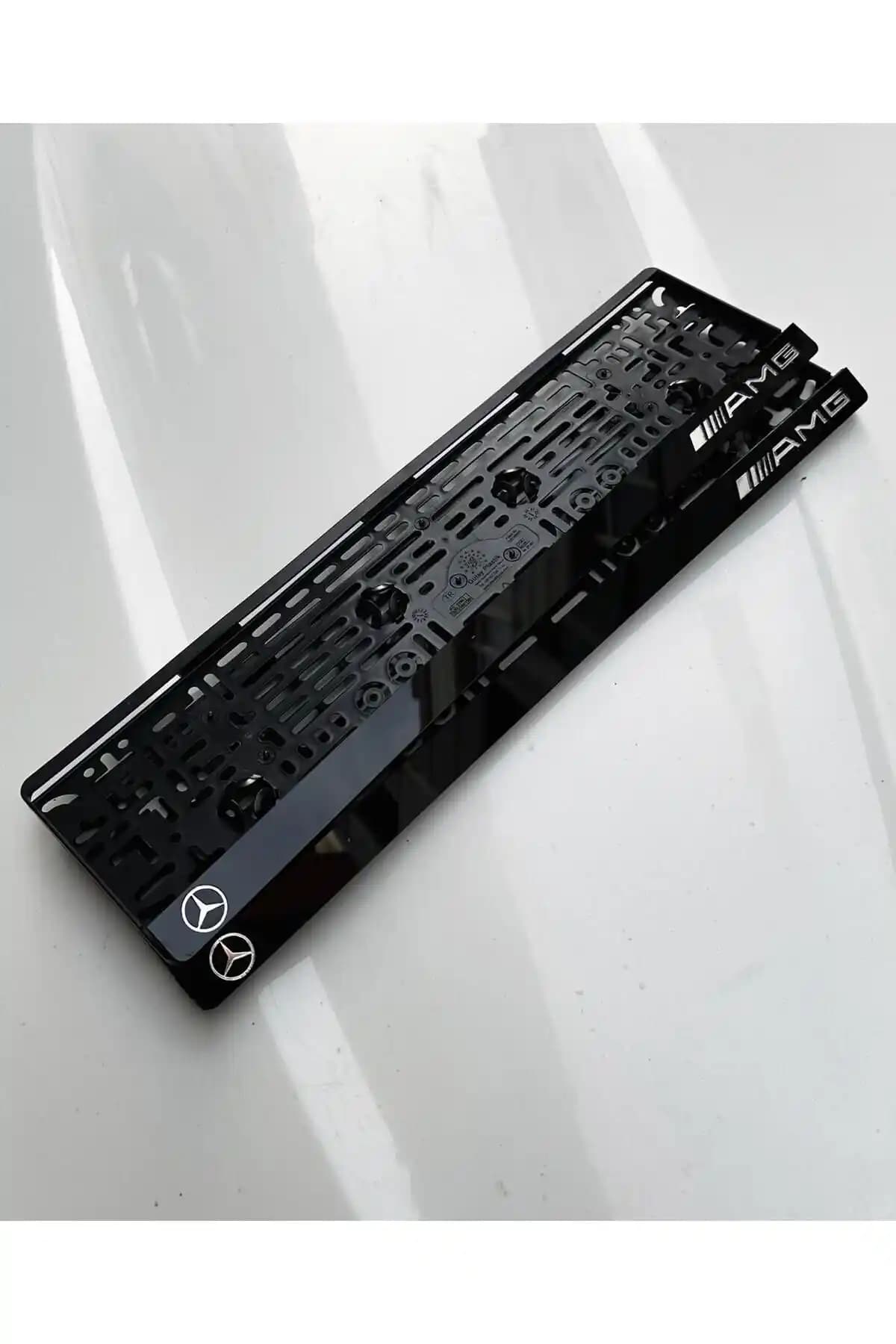 Mercedes AMG 3D Lüx Takmatik Pleksi Plakalık İncelemesi ve Kullanıcı Yorumları