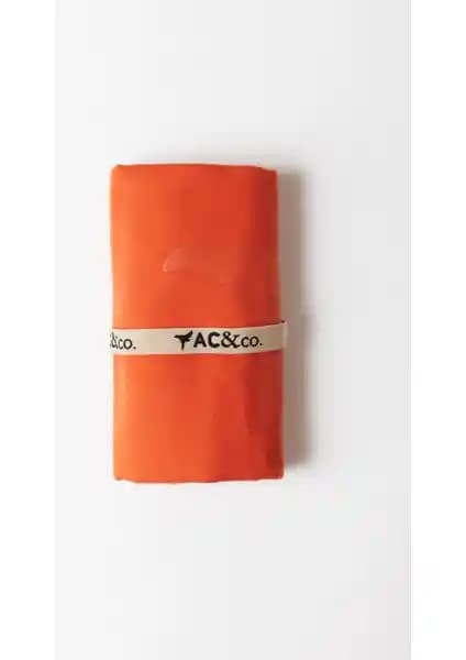 Mikrofiber Plaj Havluları Karşılaştırması: Performans ve Kullanım Kolaylığı Analizi