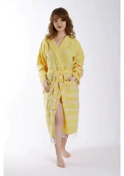 Mira Home ve Rozet Tekstil Kapüşonlu Pamuklu Bornozların Karşılaştırması ve Kullanım Özellikleri