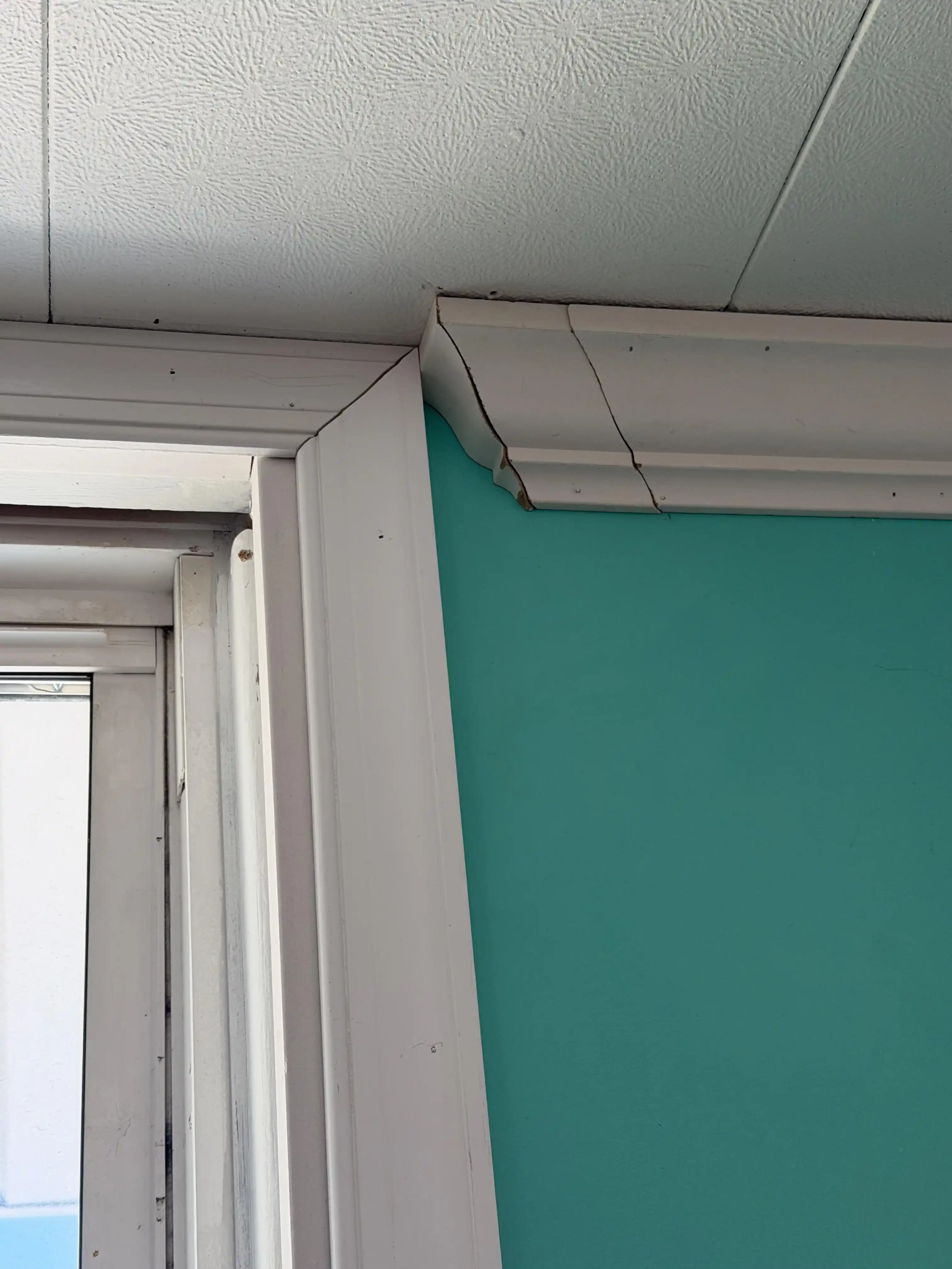 Pencere Kenarlarında Taç Kaplama ve Döşeme İşlerinde Doğru Malzeme ve Montaj Teknikleri