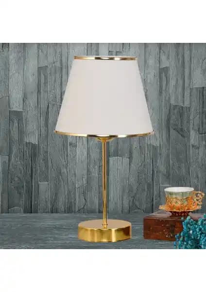 Art&Gift Star Gold Ayaklı Abajur: Şık ve Fonksiyonel Tasarımıyla Modern Aydınlatma Çözümü