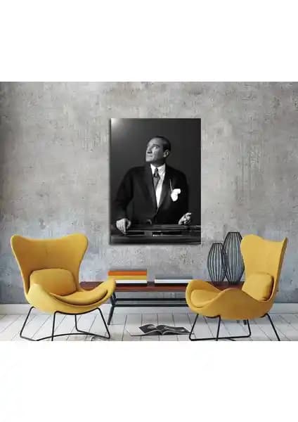 Atatürk Portresi Kanvas Tablo - Yüksek Kalite El İşçiliği ile Modern Dekorasyon