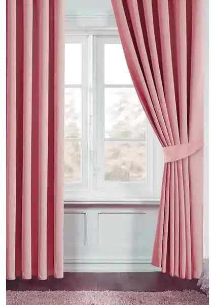 Belle Cose Blackout Gül Kurusu Perde: Estetik ve Fonksiyonellik Bir Arada