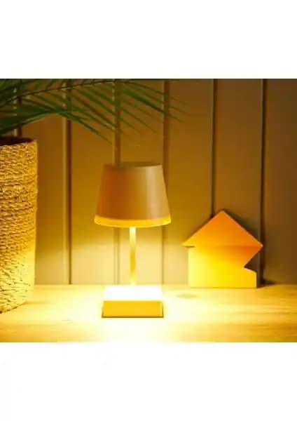 Bood BB-16 Şarj Edilebilir Dokunmatik Masa Lambası Modern ve Taşınabilir Aydınlatma Çözümü