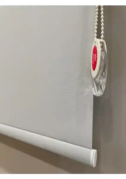 Brillant Stor Perde: Estetik ve Dayanıklılığı Bir Arada Sunan Modern Perde Çözümü