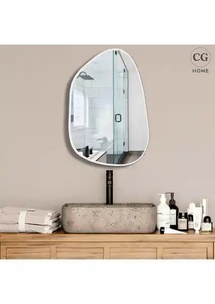 Cg Home Asimetrik Ayna Modern ve Dayanıklı Tasarımıyla Ev Dekorasyonuna Şıklık Katıyor