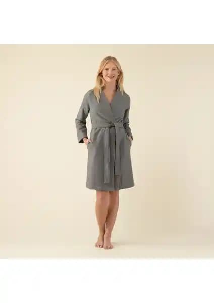 Chakra Sobeska Kadın Bornoz: Modern Tasarım ve Yüksek Konfor Sunan Pamuklu Çift Kişilik Model