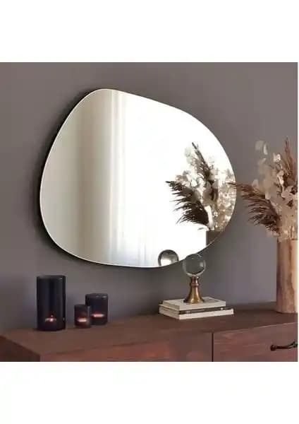 Effe Yapı Dekor Asimetrik Konsol Aynası Modern ve Şık Tasarımıyla Ev Dekorasyonunu Zenginleştirir