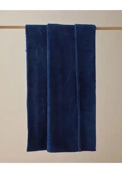 English Home Cozy Wellsoft TV Battaniyesi: Şıklık ve Konfor Sunan Modern Yatak Örtüsü