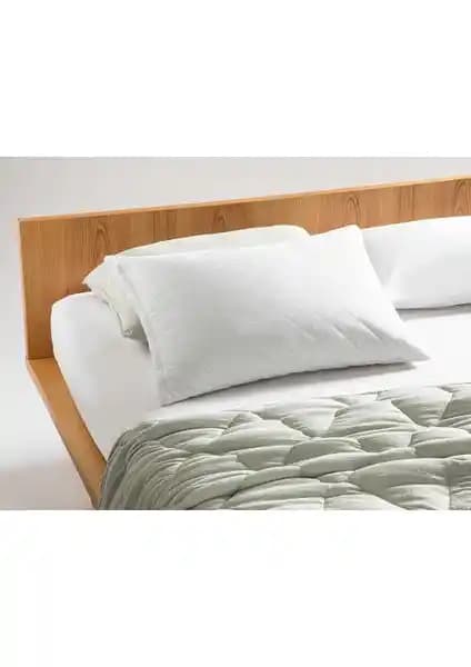 English Home Pamuklu Kapitoneli Yastık Koruyucu: Şık ve Dayanıklı Yatak Odası Koruma Ürünü