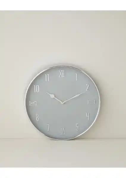 English Home Verna Plastik Duvar Saati: Modern ve Şık Tasarım ile İşlevsellik