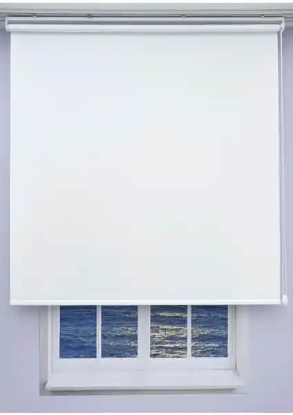 Esdeh Beyaz Ekonomik Stor Perde: Estetik ve Fonksiyonelliği Bir Arada Sunar