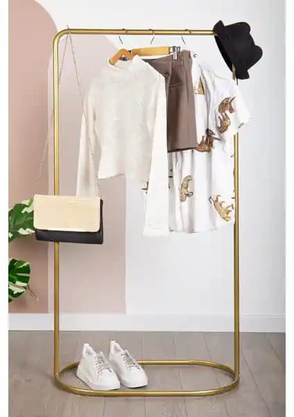 FEC Reklam Zodyak Konfeksiyon Askılığı: Modern ve Dayanıklı Metal Kıyafet Askısı