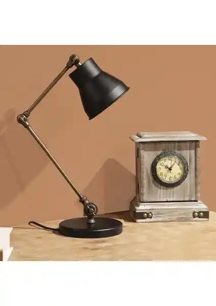 Homing Nova Retro Eskitme Masa Lambası: Şık ve Dayanıklı Ofis ve Çalışma Aydınlatması
