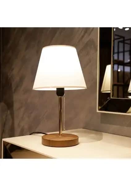 Homing Sera Krem Kumaş Başlıklı Abajur: Estetik ve Fonksiyonellik Sunan Modern İç Mekan Aydınlatması