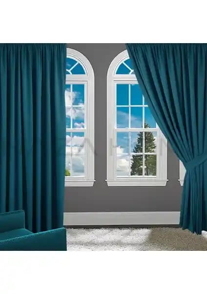 Kadifemsi Petrol Mavi Fon Perde: Şıklık ve Fonksiyonelliğin Modern Ev Dekorasyonundaki Yeri