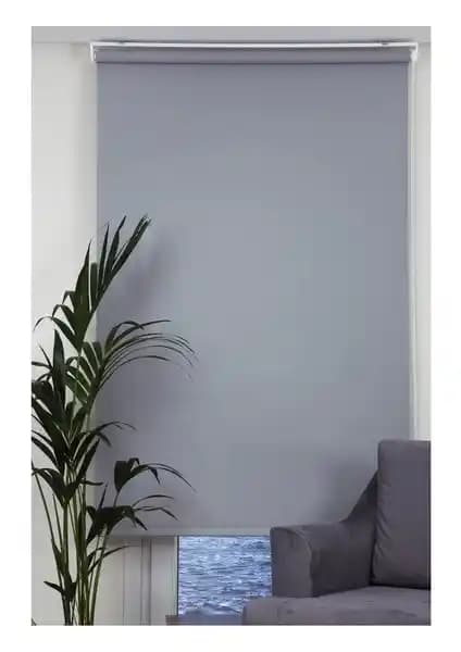 Kalın Kumaşlı Gri Mat Stor Perde Modern ve Estetik Tasarımıyla Fark Yaratır