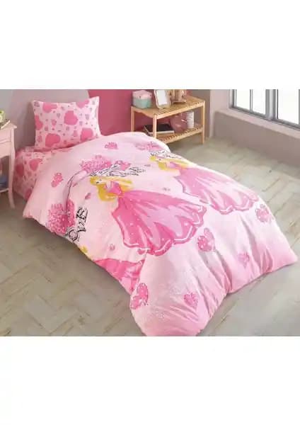 Laliva Çarşaflı Pembe Kalpli Kız Çocuk Nevresim Takımı Konfor ve Estetiğin Buluşması