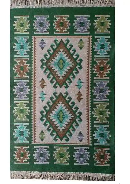 Lidya Tekstil Uşak Kilimi: Antik Tarz ve Çift Taraflı Kullanım Özelliğiyle Dekorasyona Şıklık Katıyor