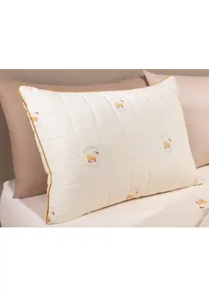 Madame Coco Calme Yün Yastık Bej: Doğal Malzemelerle Sağlıklı ve Konforlu Uyku Deneyimi