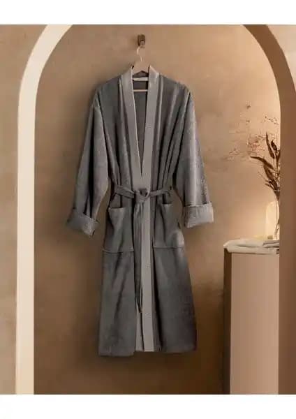 Madame Coco Delray Erkek Kimono Bornoz: Şıklık ve Konforun Birleşimi