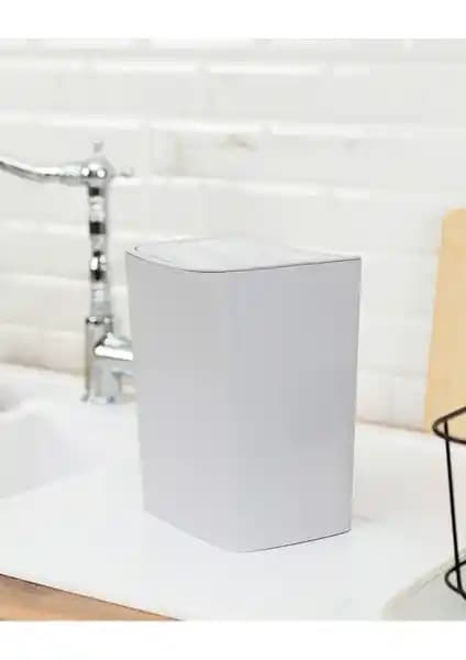 Madame Coco Olivier Switch Çöp Kovası: Estetik ve İşlevsellik Sunan Pratik Çözüm