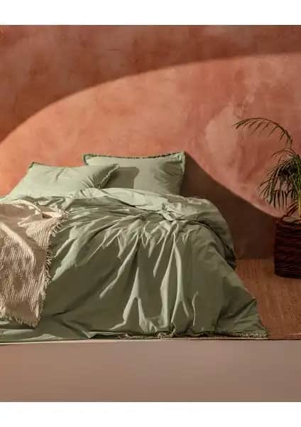 Madame Coco Sona Çift Kişilik Püsküllü Nevresim Takımı: Şık ve Konforlu Yatak Odası Dekoru