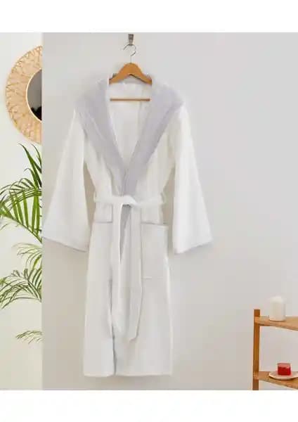 Maisonette Hera Bornoz: Modern ve Şık Tasarımıyla Günlük Konfor Sunan Yeni Nesil Bornoz