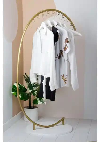 Medusa Metal Ayaklı Askılık: Modern ve Dayanıklı Tasarım ile Ev ve Ofis Kullanımı